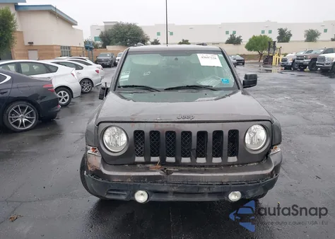 2015 Jeep Patriot Altitude Edition из США, поврежденный, VIN 1C4NJPBA2FD328233